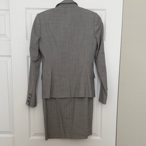 Theory Light Gray Women's Blazer and Dress Set - Picture 4 of 9